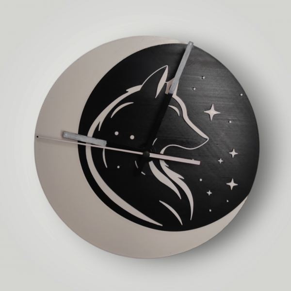 Horloge lune et loup